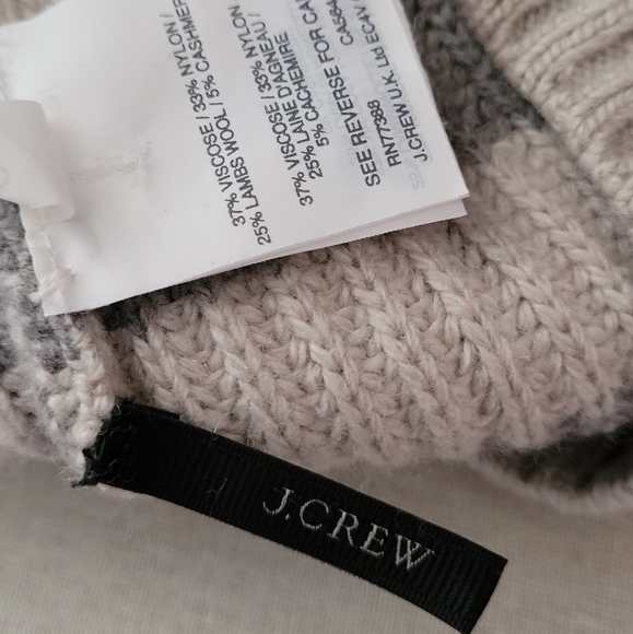 J Crew Women's Hat Size One Size Gray Striped Beanie Casual Outerwear - Picture 12 of 13